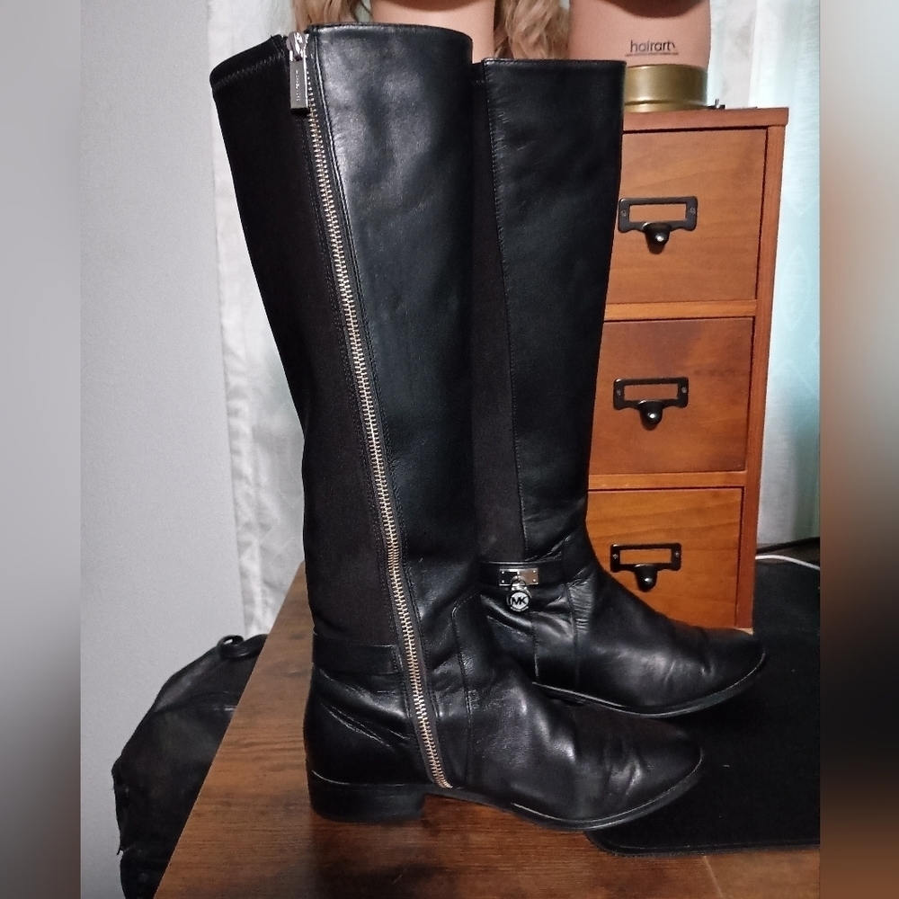 Michael Kors Hamilton Black Leather + Stretch Riding Boots_6M - Picture 6 of 9